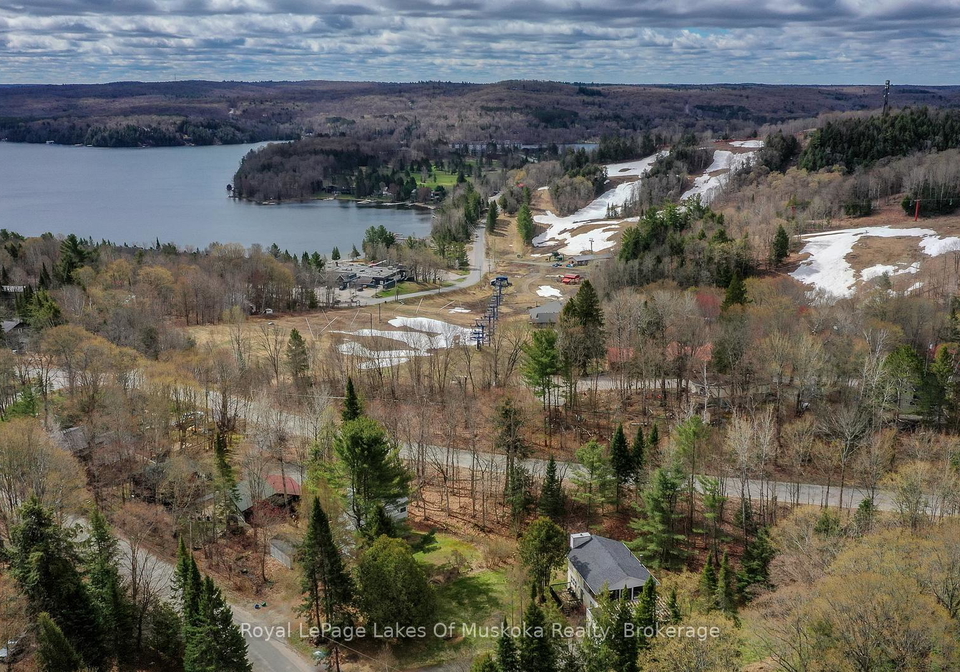 256-woodland-drive-huntsville-ontario-x12716700