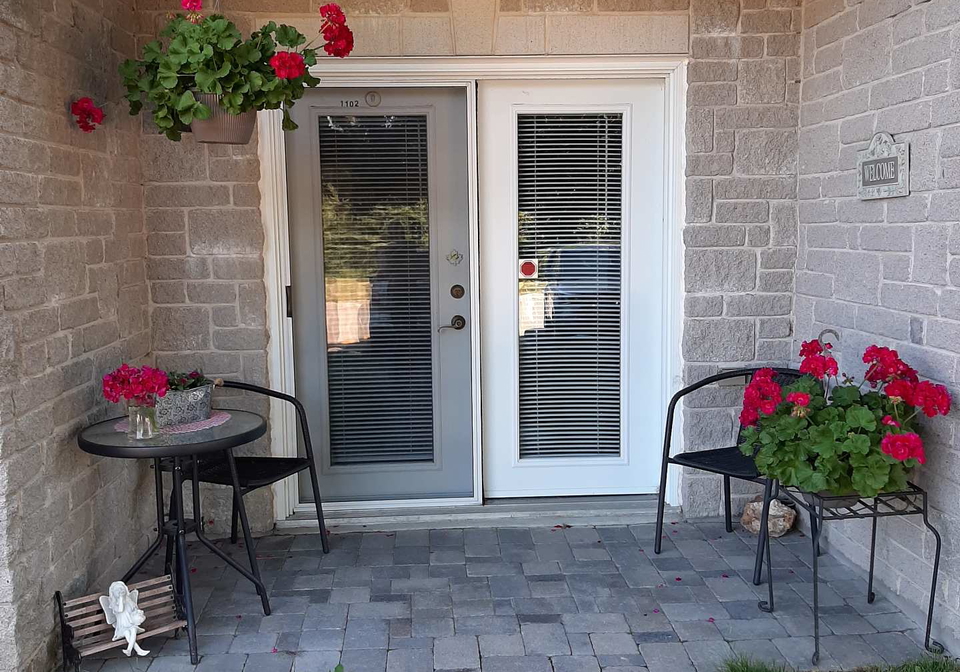 237-w-oak-street-w-gananoque-ontario-x12716996