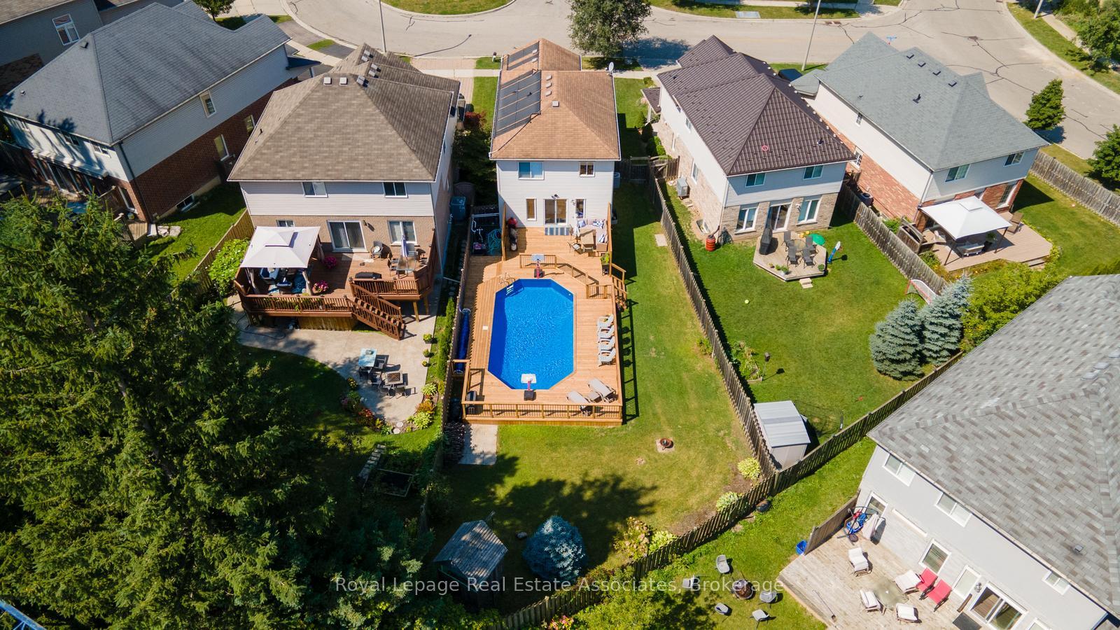 209-sunny-meadow-court-kitchener-ontario-x12717136