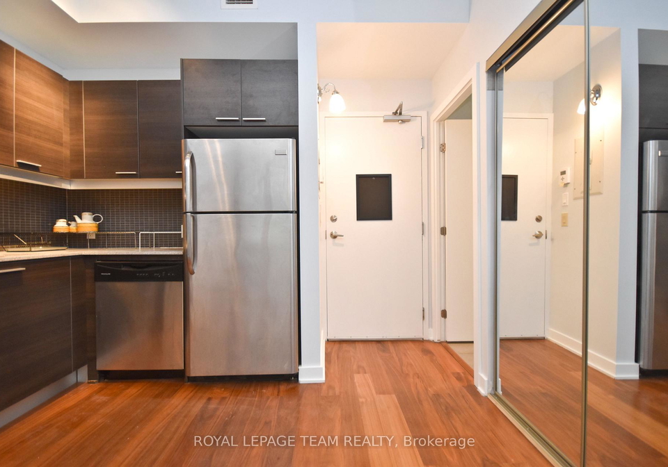 354-gladstone-avenue-ottawa-ontario-x12717248
