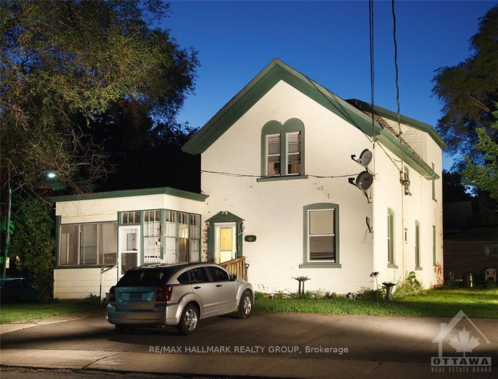 20-russell-street-w-smiths-falls-ontario-x12717680