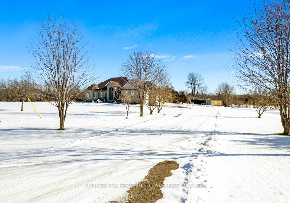 556-west-point-drive-drummondnorth-elmsley-ontario-x12717772