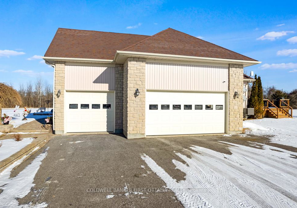 556-west-point-drive-drummondnorth-elmsley-ontario-x12717772
