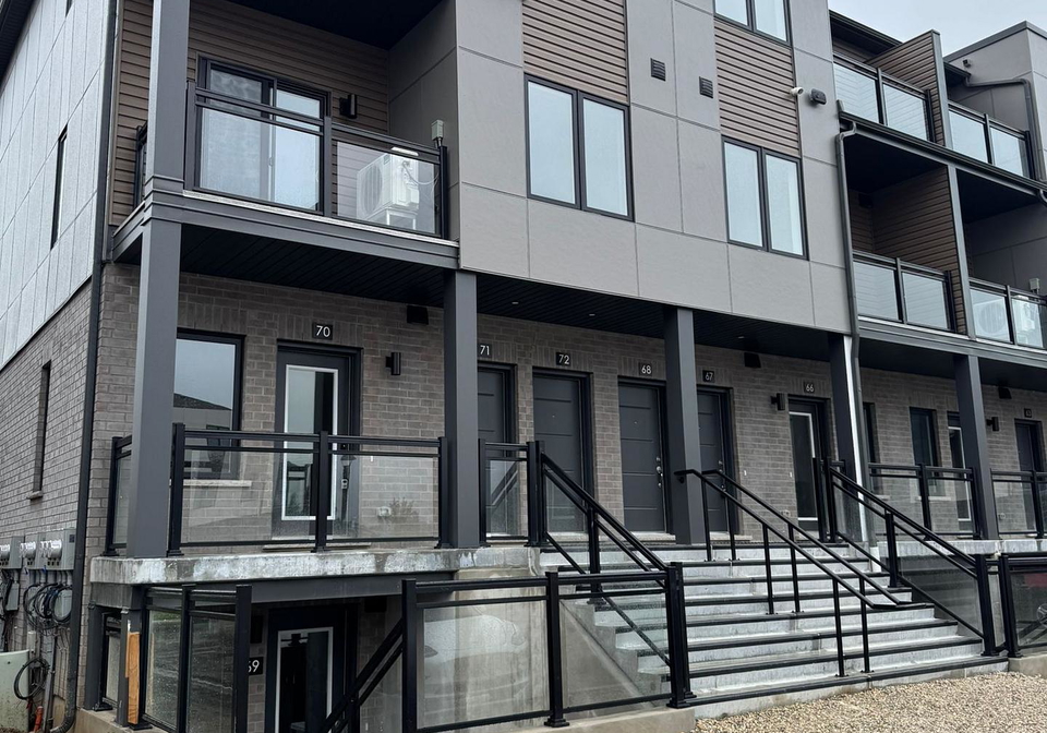 940-st-david-street-n-centre-wellington-ontario-x12718320