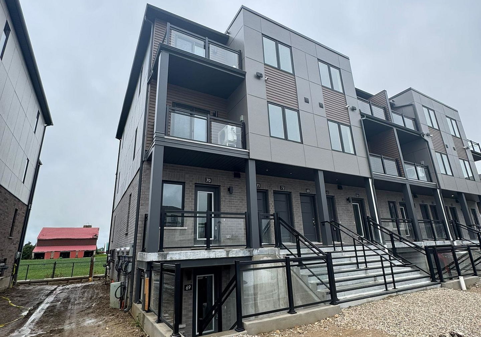 940-st-david-street-n-centre-wellington-ontario-x12718320