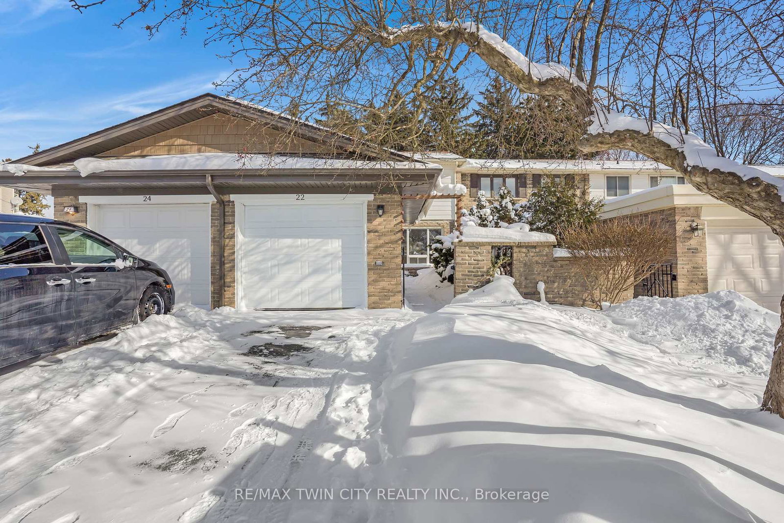 22-ralgreen-crescent-kitchener-ontario-x12718396