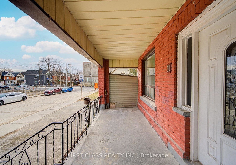 11-greenaway-avenue-hamilton-ontario-x12718432