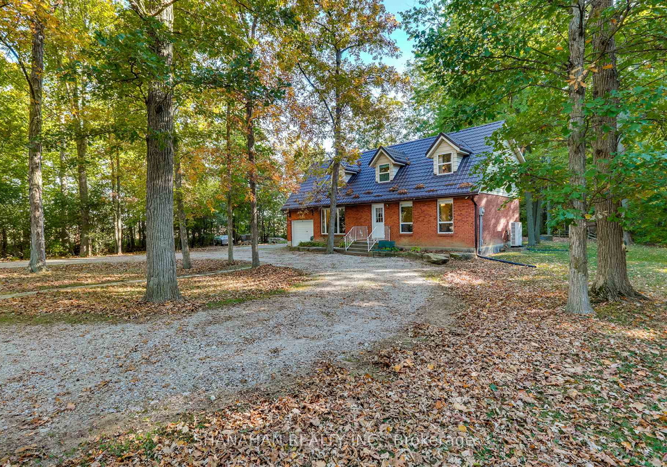 4690-forest-road-brooke-alvinston-ontario-x12718592