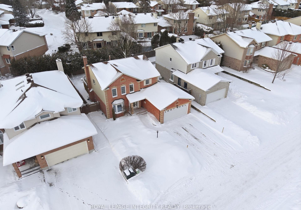 11-rosethorn-way-kanata-ontario-x12718670
