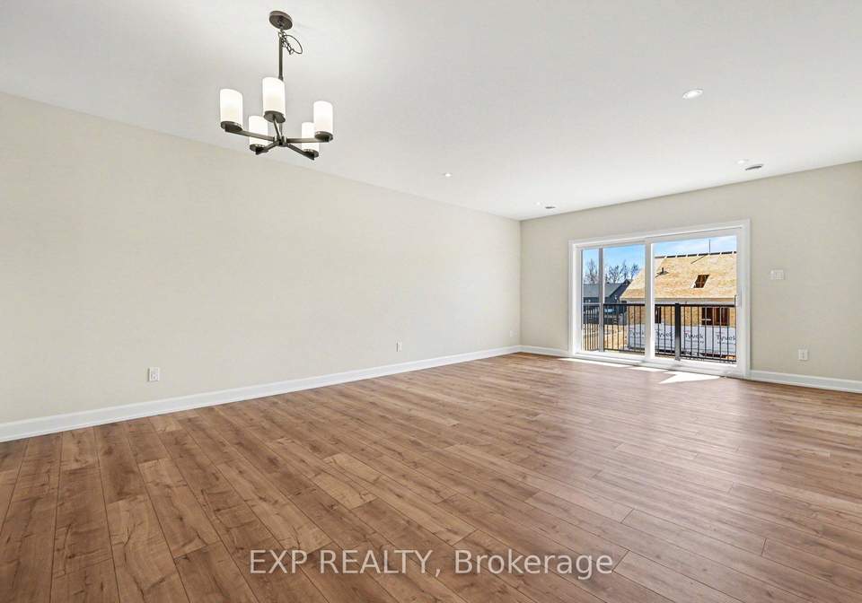 448-falcon-lane-russell-ontario-x12718714