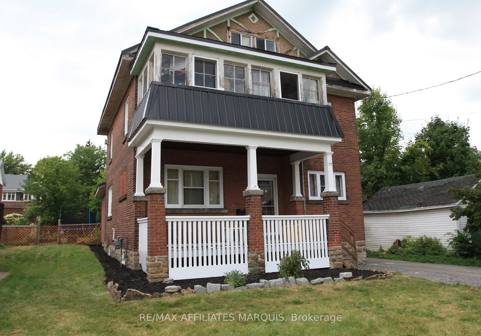37-mcgill-street-s-smiths-falls-ontario-x12719760