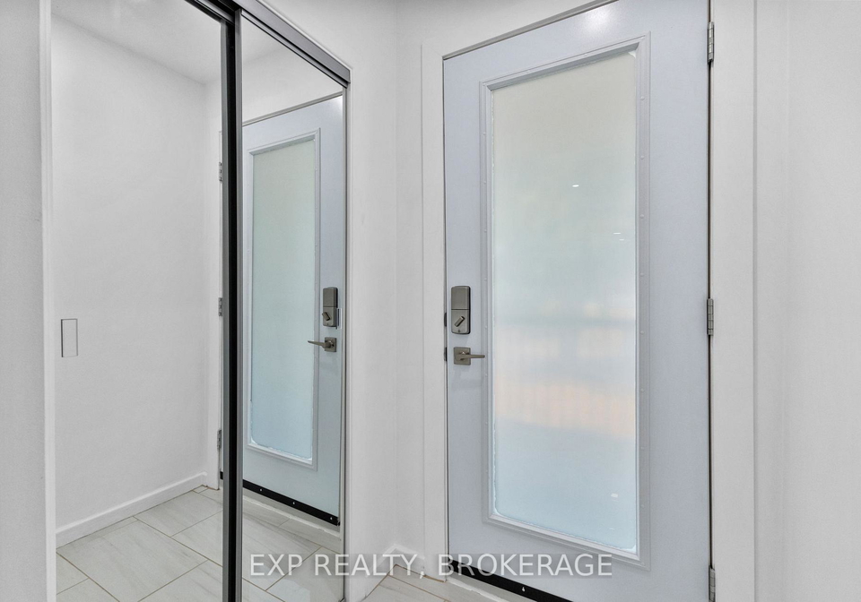 1502-farnsworth-avenue-ottawa-ontario-x12720966