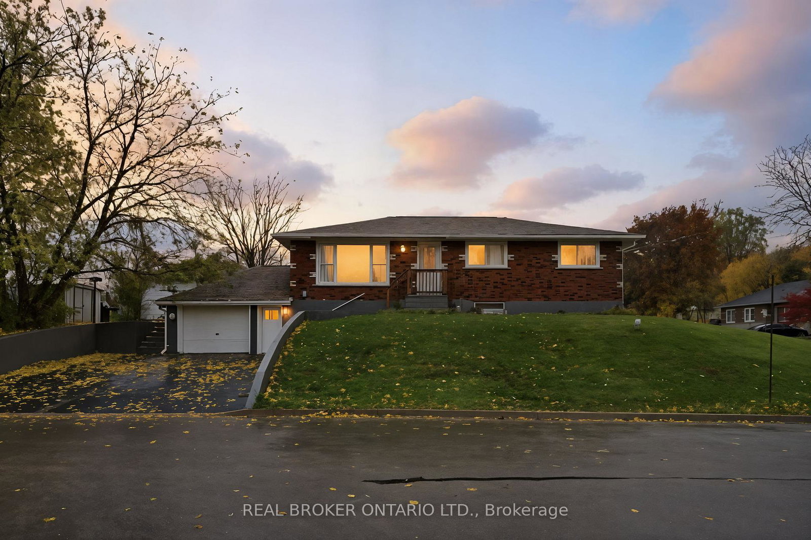 31-oakwood-avenue-norfolk-ontario-x12721716