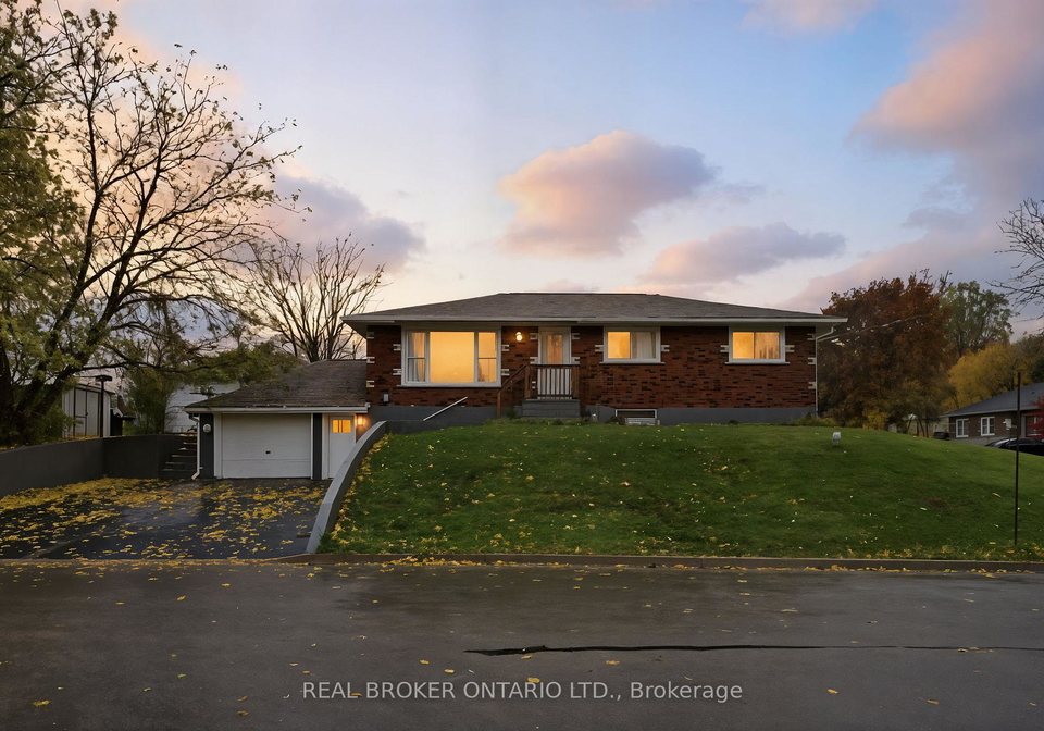 31-oakwood-avenue-norfolk-ontario-x12721716
