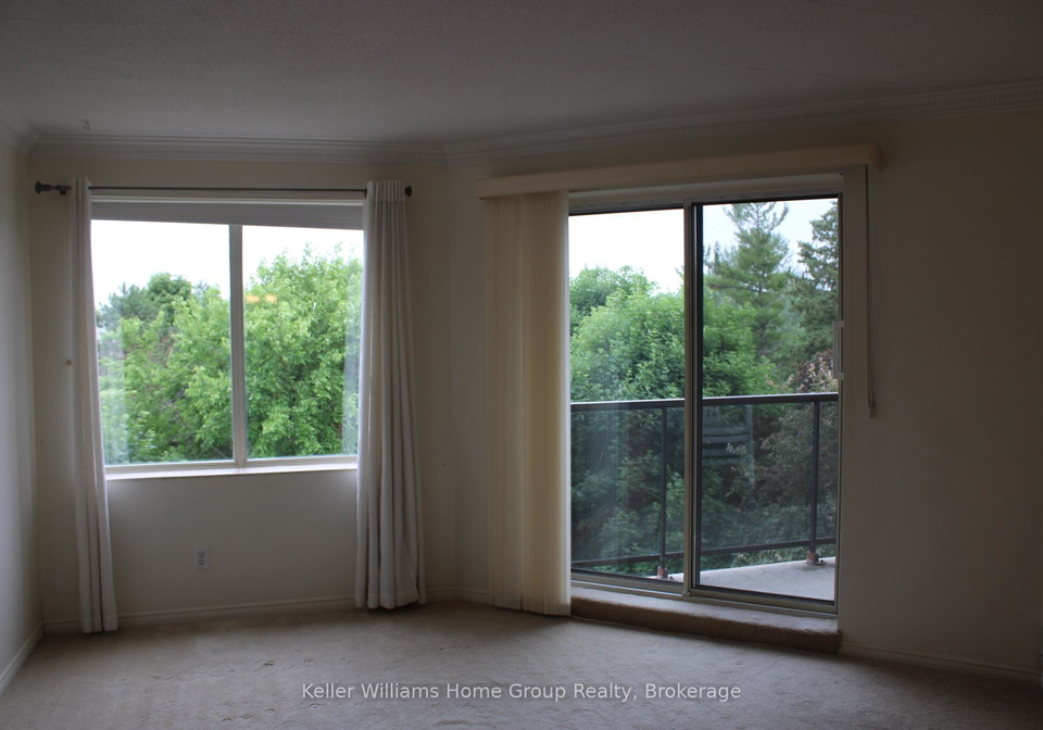 215-scotland-street-centre-wellington-ontario-x12722042