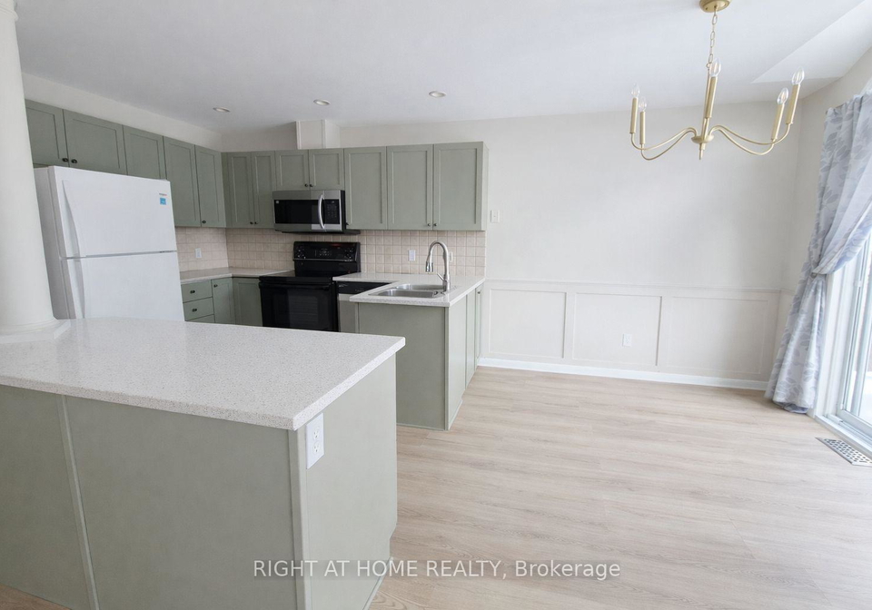 102-southpointe-avenue-ottawa-ontario-x12722194