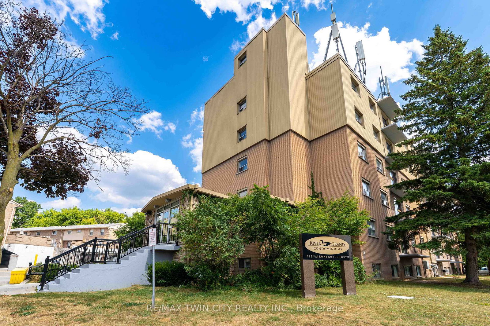 283-fairway-road-n-kitchener-ontario-x12722302