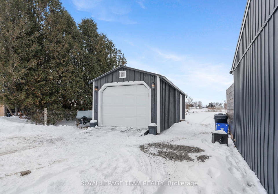 4164-county-road-16-south-dundas-ontario-x12722720