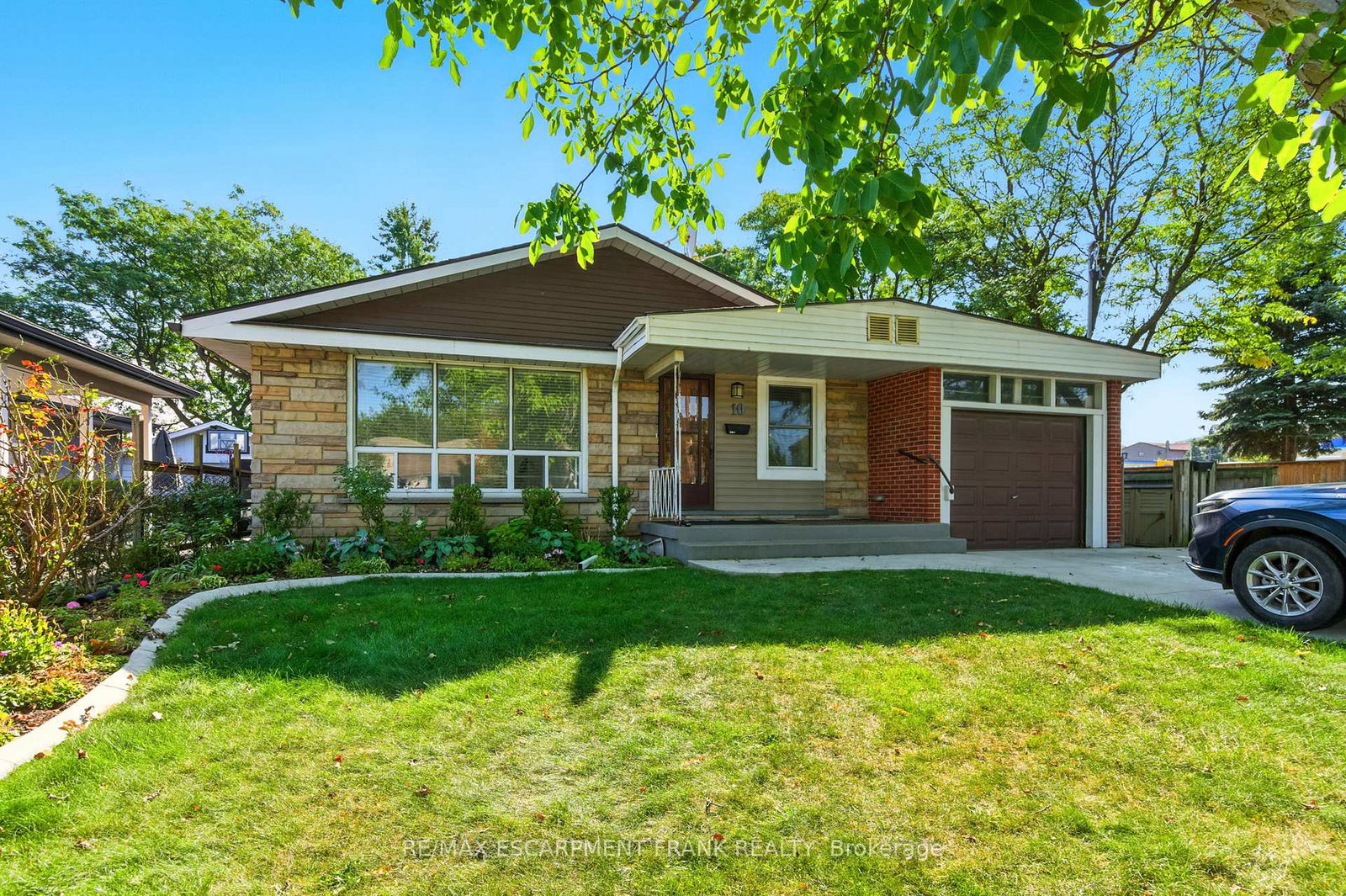 10-owen-place-hamilton-ontario-x12722964