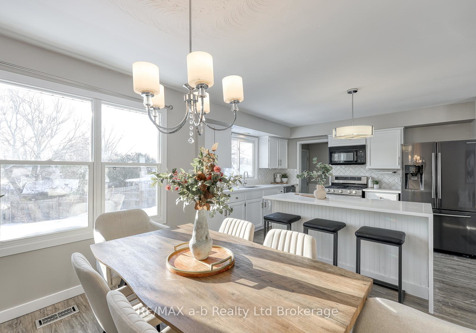 18-bigham-crescent-woodstock-ontario-x12723860