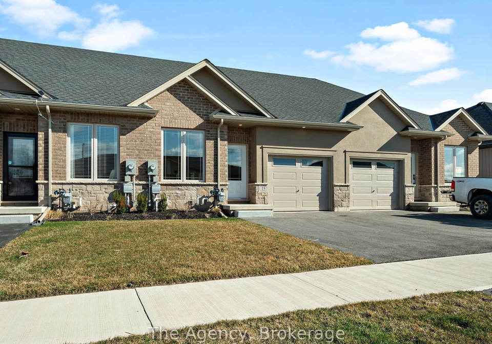 15-austin-drive-s-welland-ontario-x12724246