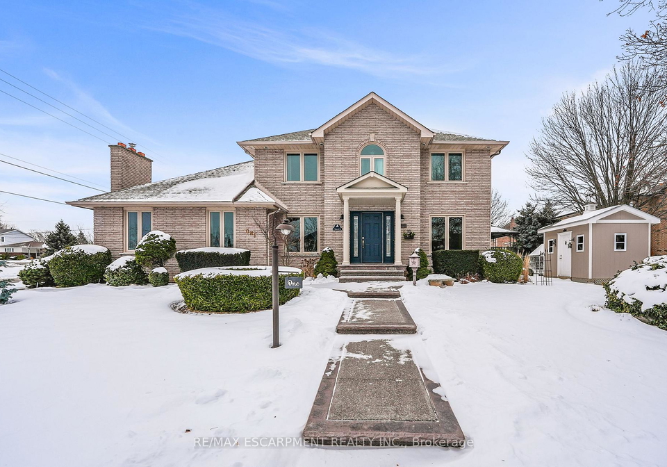 1-shoreline-crescent-grimsby-ontario-x12724266