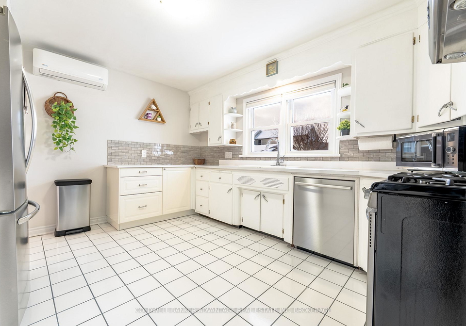 52-oak-street-port-colborne-ontario-x12724316
