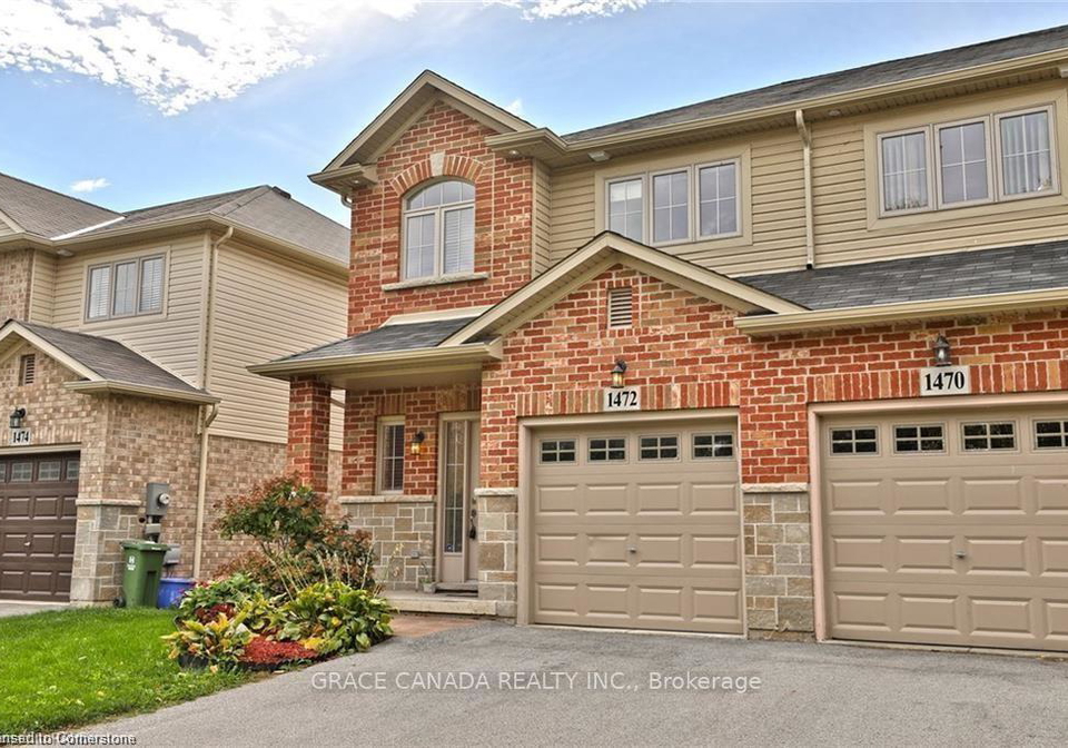 1472-baseline-road-hamilton-ontario-x12724320