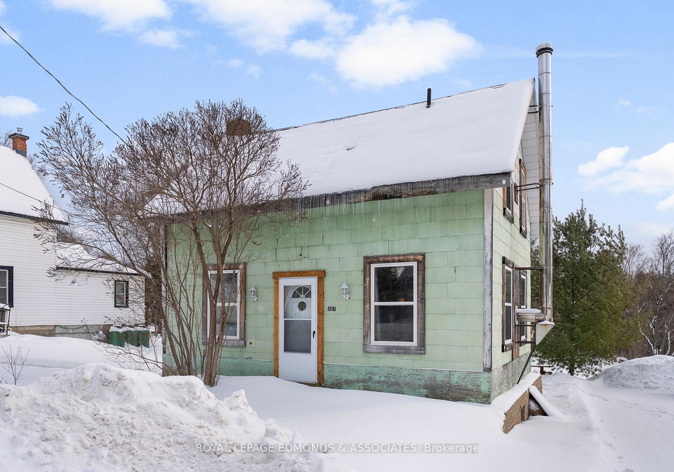 107-bonnechere-street-e-bonnechere-valley-ontario-x12724400