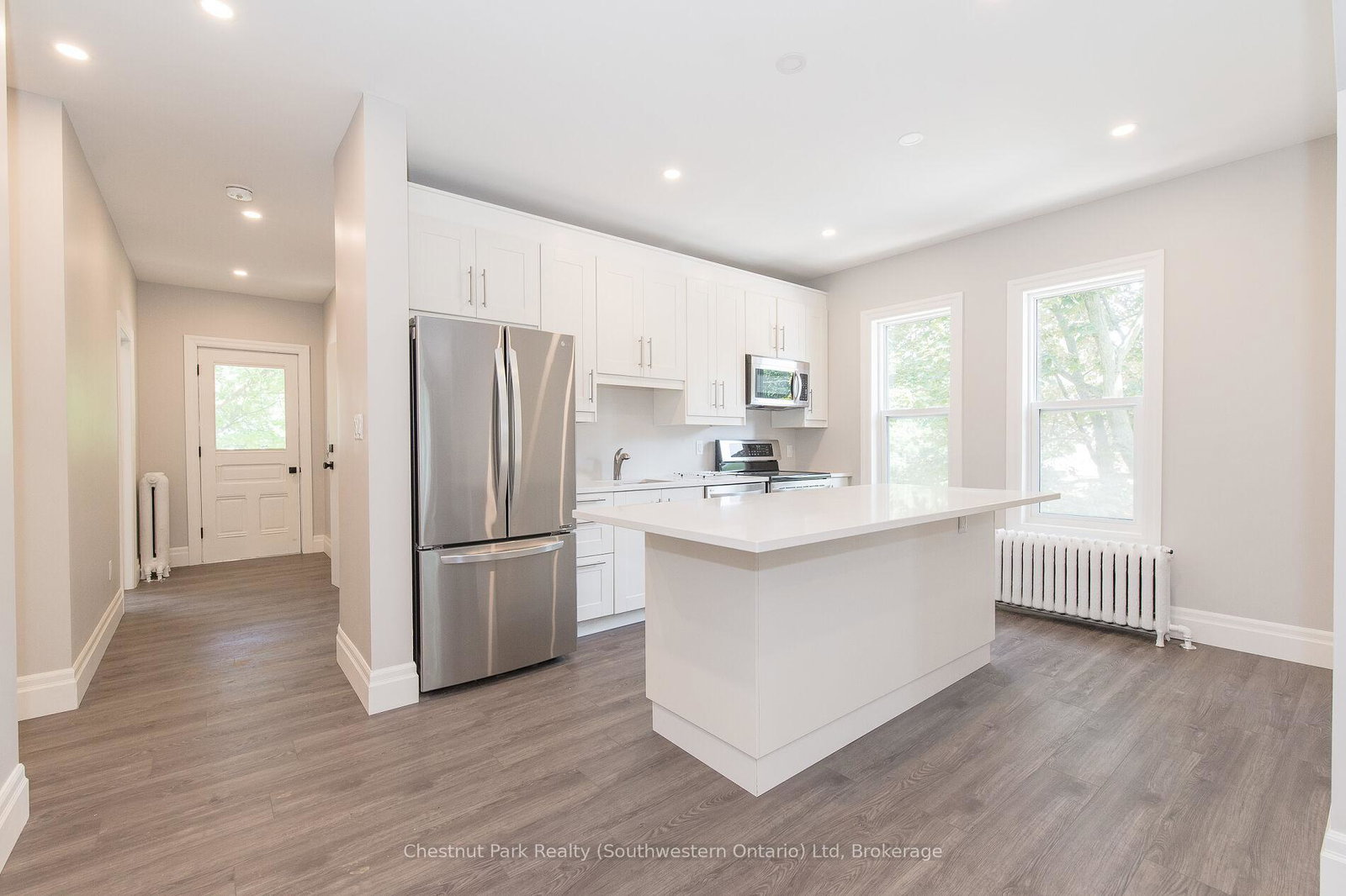 11young-street-kitchener-ontario-x12724464