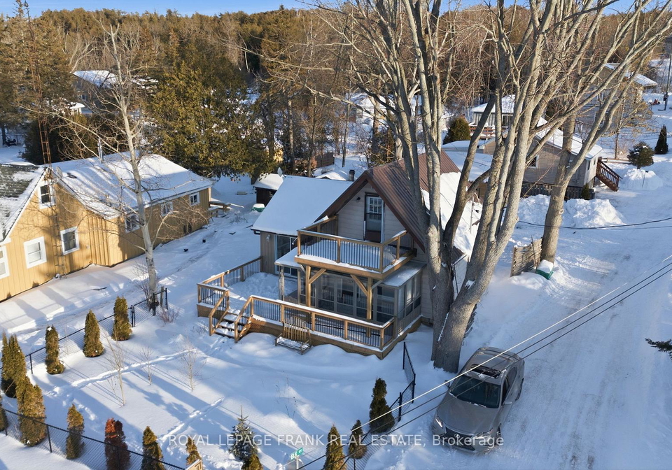 10-elk-street-kawartha-lakes-ontario-x12724554