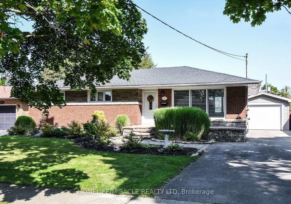 17-grosvenor-street-st-catharines-ontario-x12724556