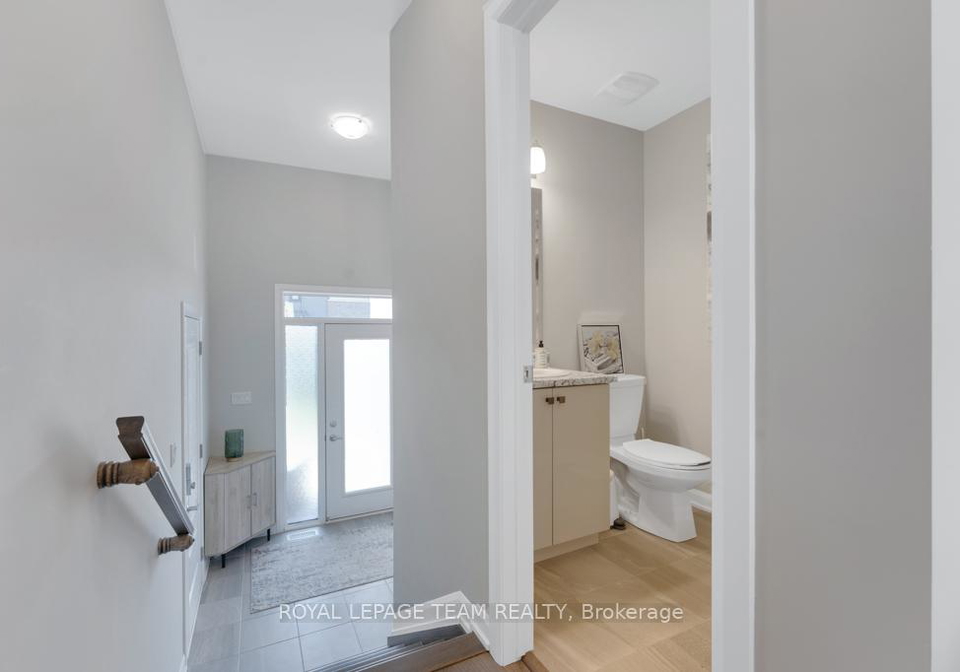2030-caltra-crescent-ottawa-ontario-x12725298