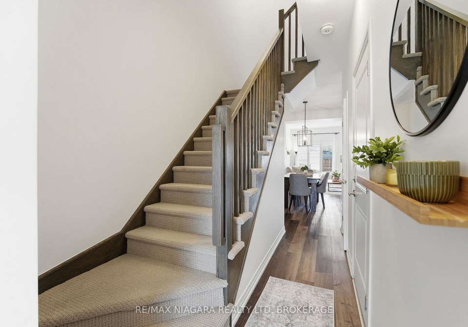 4004-crown-street-lincoln-ontario-x12725750