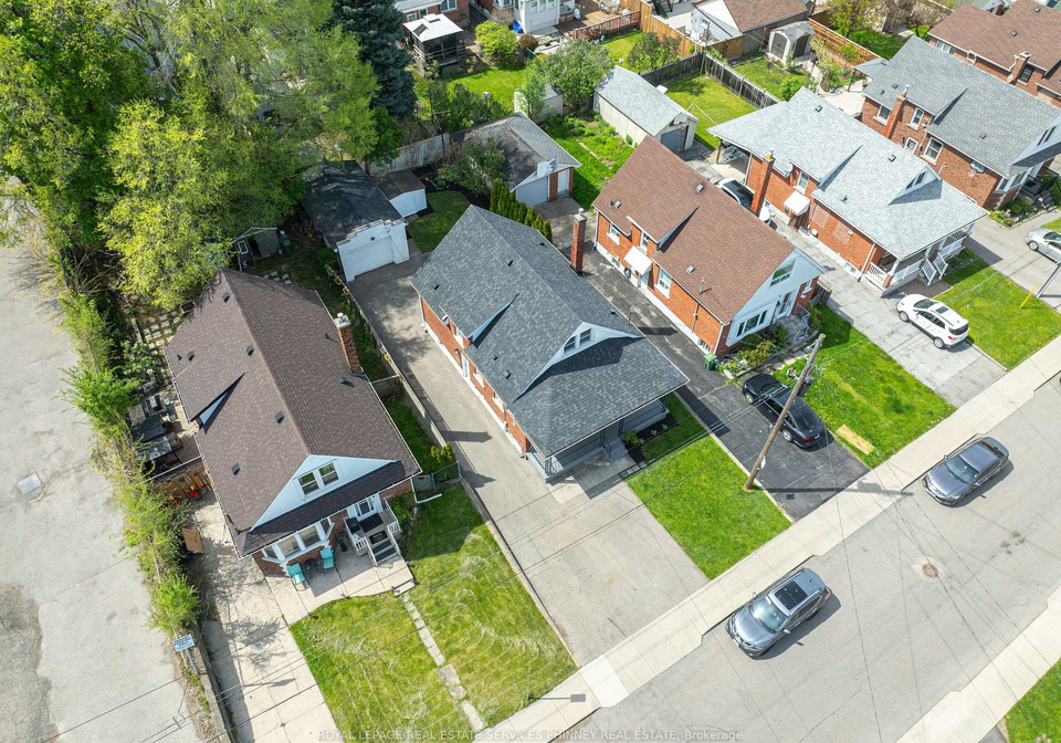 256-walter-avenue-s-hamilton-ontario-x12725950