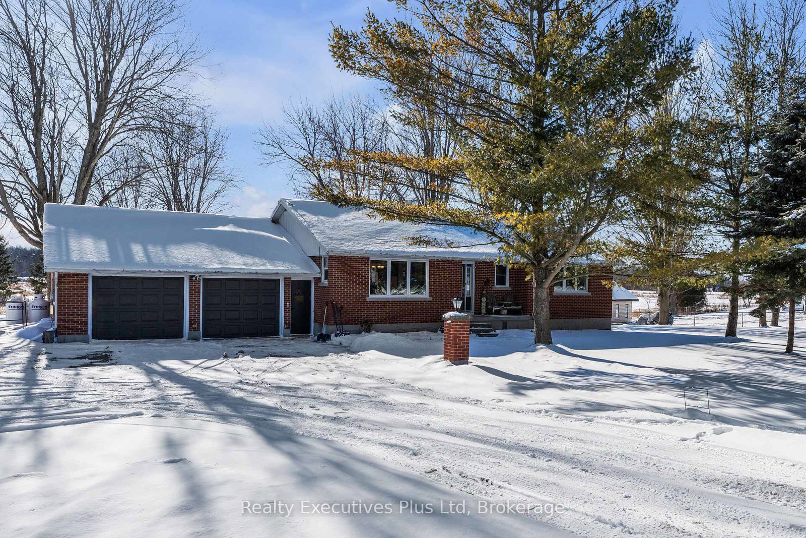 7050-county-road-2-loyalist-ontario-x12726620