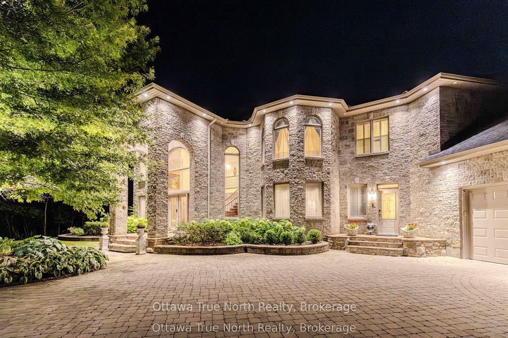 5884-earlscourt-crescent-ottawa-ontario-x12726836