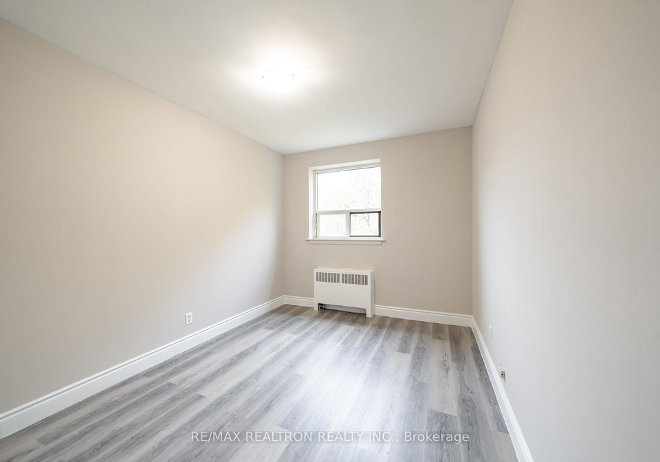 468-ottawa-street-hamilton-ontario-x12727056
