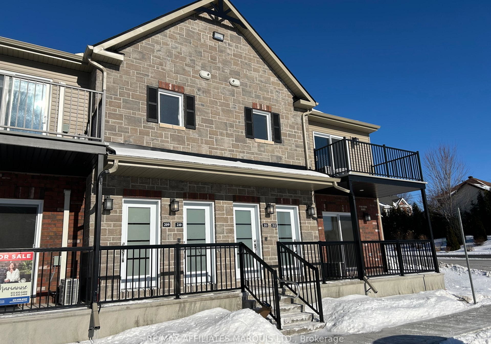 229-water-street-e-cornwall-ontario-x12727130