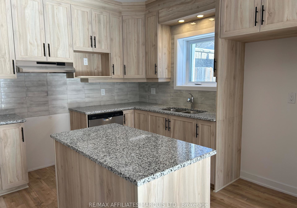 229-water-street-e-cornwall-ontario-x12727130