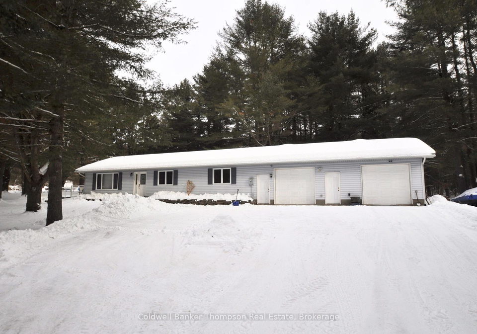 1033-old-highway-road-lake-of-bays-ontario-x12727380