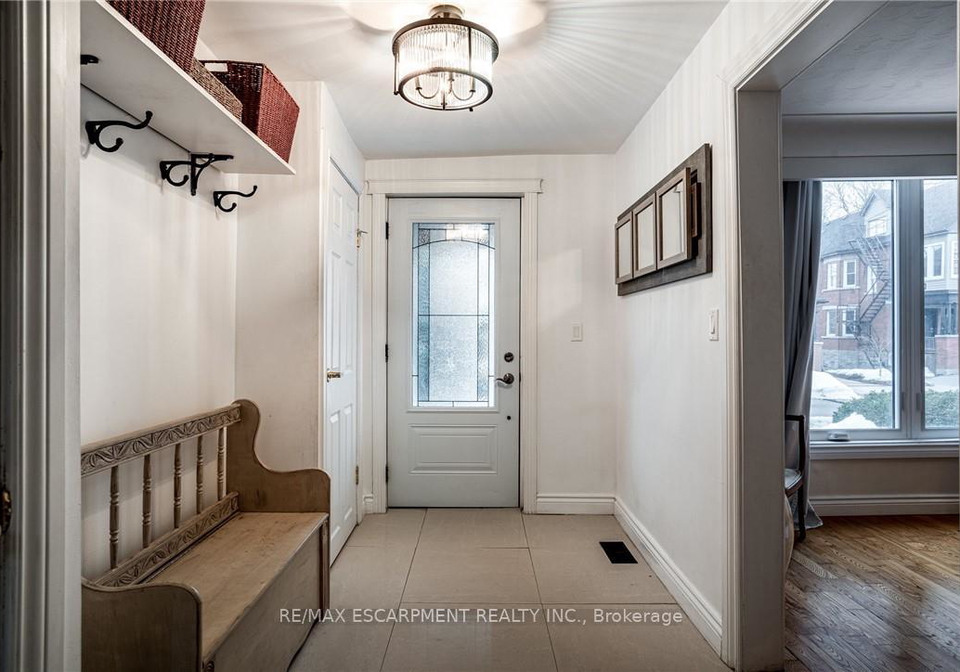 21-chatham-street-hamilton-ontario-x12728524