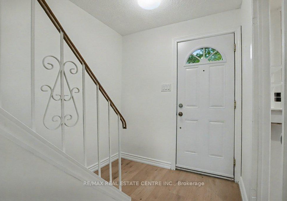 25-upper-canada-drive-kitchener-ontario-x12728682