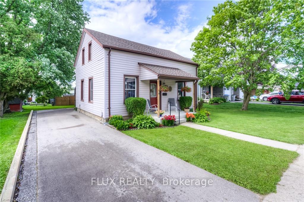 2207-william-shakespeare-street-perth-east-ontario-x12729102
