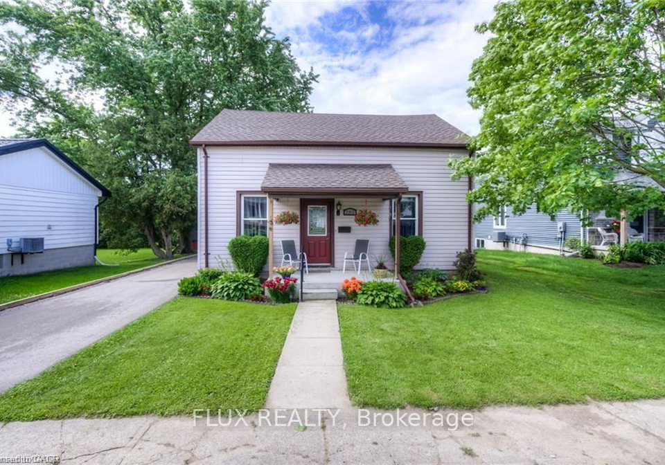 2207-william-shakespeare-street-perth-east-ontario-x12729102