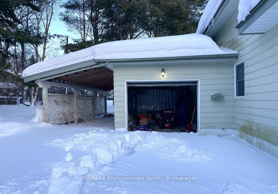 258-hunters-bay-drive-huntsville-ontario-x12729154