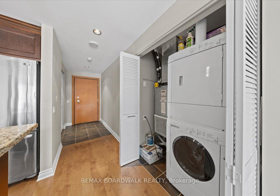90-george-street-lower-town-sandy-hill-ottawa-ontario-x12729190