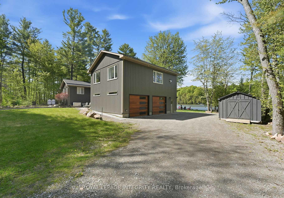 29-o4-road-rideau-lakes-ontario-x12729464