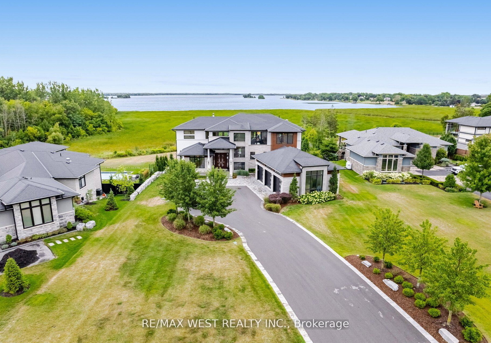 83-navigation-drive-prince-edward-county-ontario-x12729478