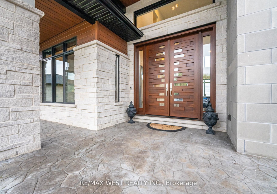 83-navigation-drive-prince-edward-county-ontario-x12729478